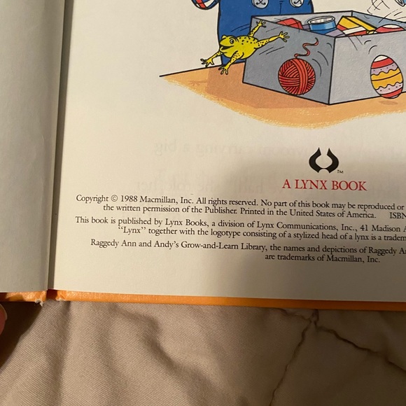 VINTAGE RAGGEDY ANN & ANDY HARD COVER SET OF 8 - Picture 6 of 16